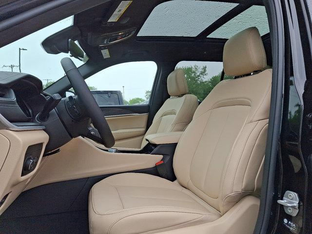 new 2025 Jeep Grand Cherokee car, priced at $50,010