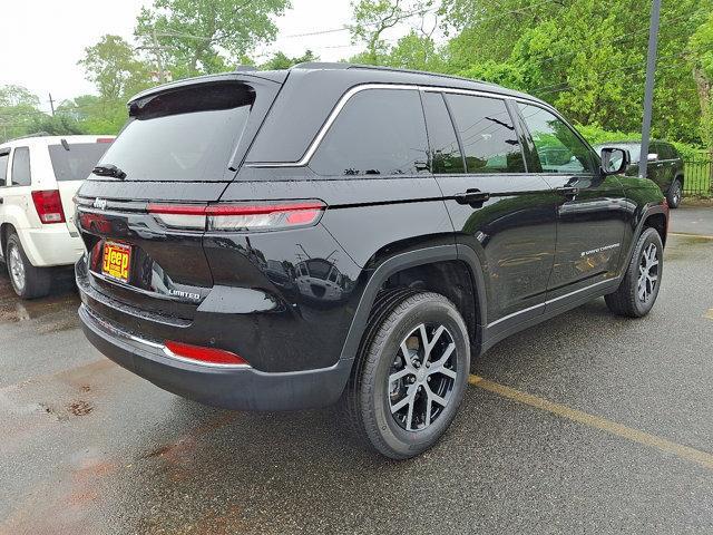 new 2025 Jeep Grand Cherokee car, priced at $50,010