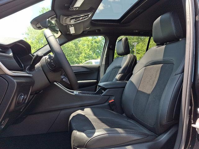 new 2025 Jeep Grand Cherokee car, priced at $46,730