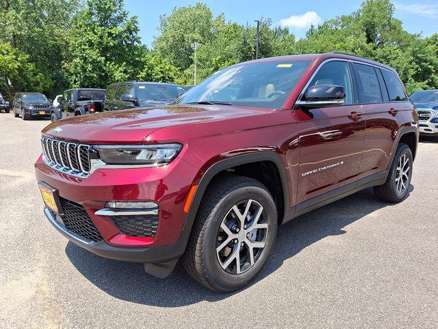 new 2025 Jeep Grand Cherokee car, priced at $50,010