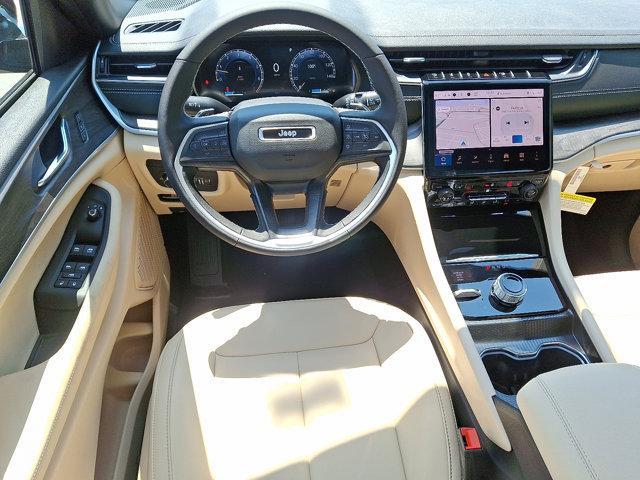 new 2025 Jeep Grand Cherokee car, priced at $50,010