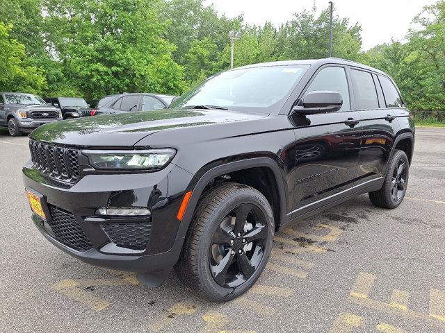 new 2025 Jeep Grand Cherokee car, priced at $52,735