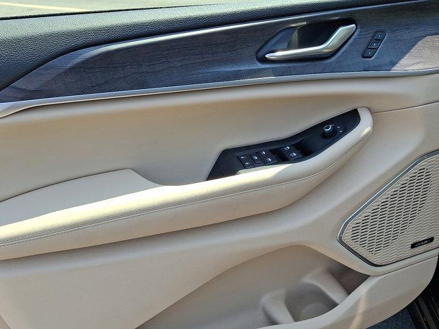 used 2022 Jeep Grand Cherokee car, priced at $34,810