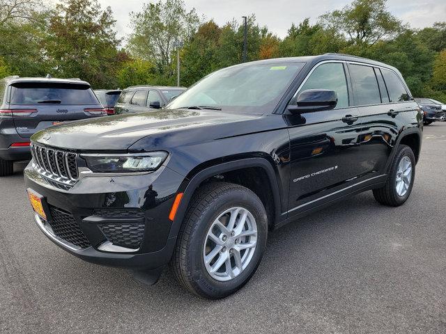 new 2024 Jeep Grand Cherokee car, priced at $44,970