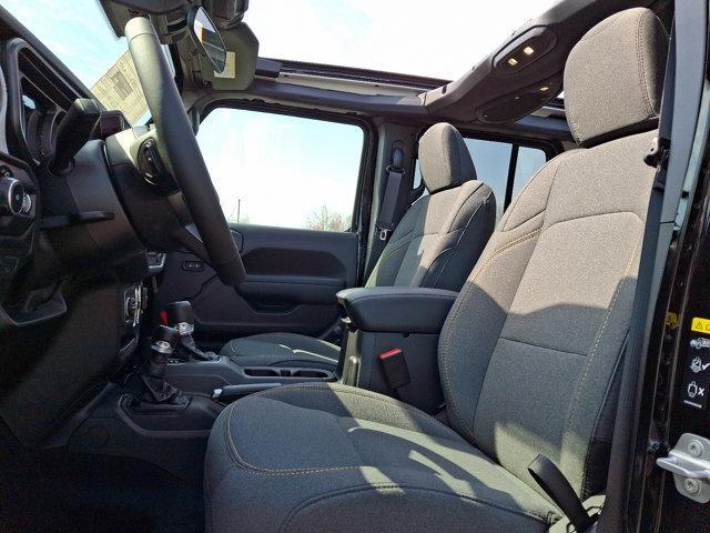 new 2025 Jeep Wrangler car, priced at $52,270