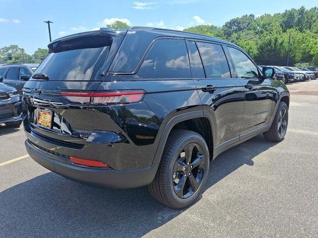 new 2025 Jeep Grand Cherokee car, priced at $52,735