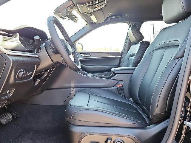 new 2025 Jeep Grand Cherokee car, priced at $47,495