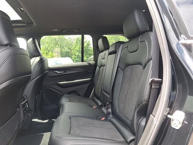 new 2025 Jeep Grand Cherokee car, priced at $46,730