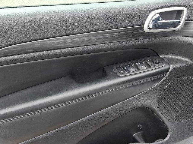 used 2022 Jeep Grand Cherokee car, priced at $30,810