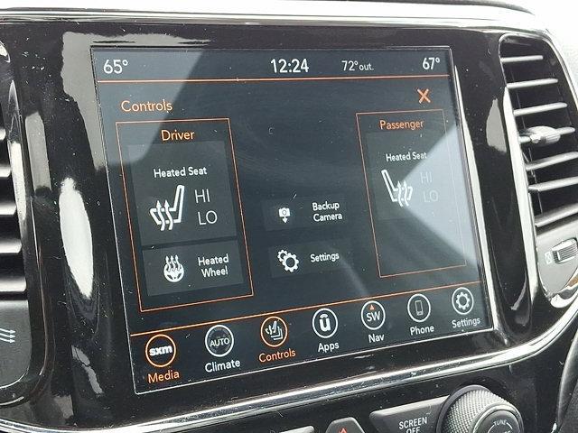 used 2022 Jeep Grand Cherokee car, priced at $30,810