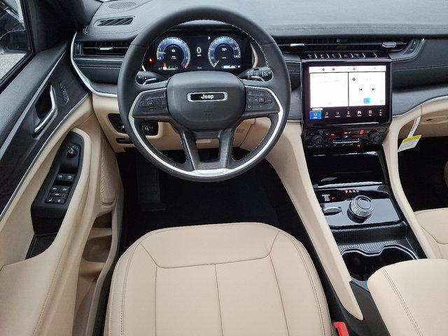 new 2025 Jeep Grand Cherokee car, priced at $49,415