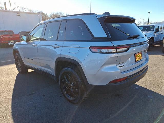 used 2024 Jeep Grand Cherokee car, priced at $36,810