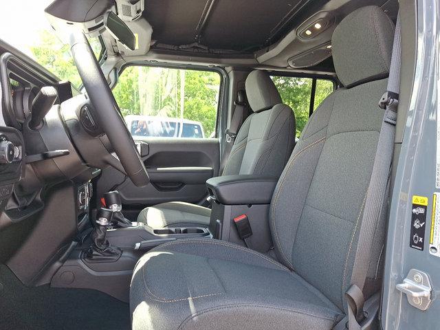 new 2025 Jeep Wrangler car, priced at $46,050