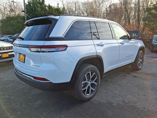 new 2025 Jeep Grand Cherokee car, priced at $52,140