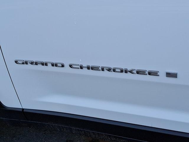 new 2025 Jeep Grand Cherokee car, priced at $52,140