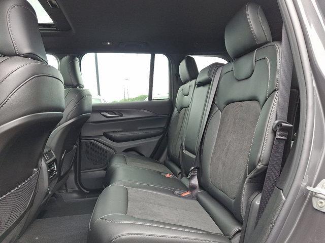 new 2025 Jeep Grand Cherokee car, priced at $46,730