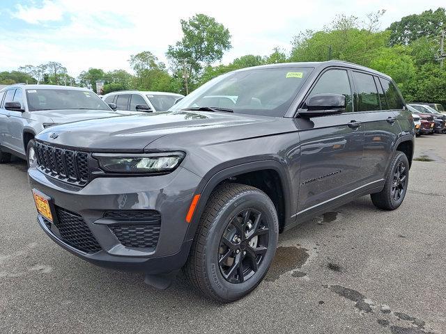 new 2025 Jeep Grand Cherokee car, priced at $46,730