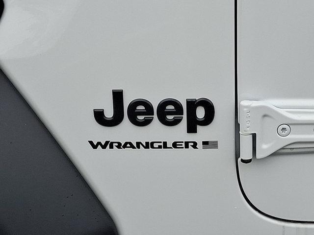 new 2025 Jeep Wrangler car, priced at $53,270