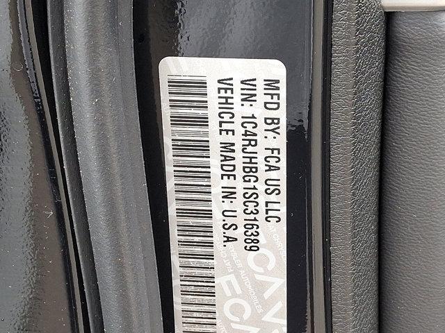 new 2025 Jeep Grand Cherokee car, priced at $50,010