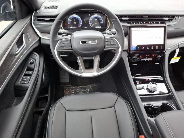 new 2025 Jeep Grand Cherokee car, priced at $54,310