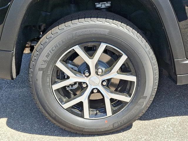 new 2025 Jeep Grand Cherokee car, priced at $52,935
