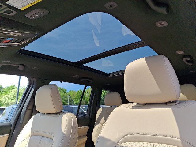 new 2025 Jeep Grand Cherokee car, priced at $52,935
