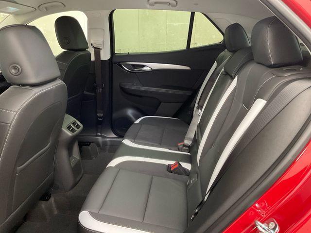 new 2025 Buick Envision car, priced at $42,240