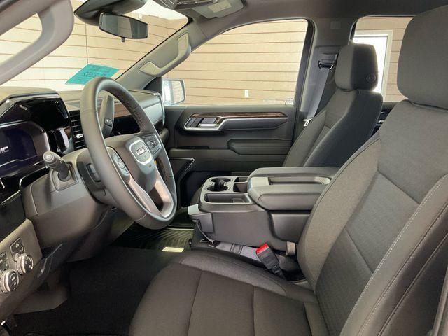 new 2024 GMC Sierra 1500 car, priced at $52,829