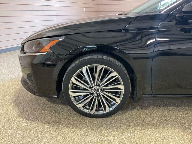 used 2023 Nissan Altima car, priced at $28,995