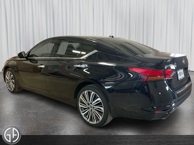 used 2023 Nissan Altima car, priced at $28,995