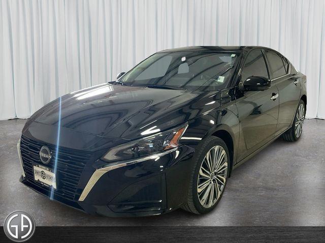 used 2023 Nissan Altima car, priced at $28,995