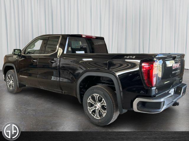 new 2025 GMC Sierra 1500 car, priced at $49,640