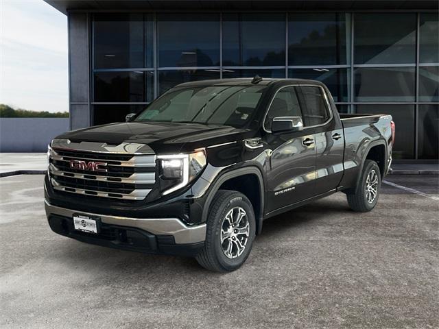 new 2025 GMC Sierra 1500 car, priced at $49,640