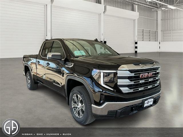 new 2025 GMC Sierra 1500 car, priced at $49,640