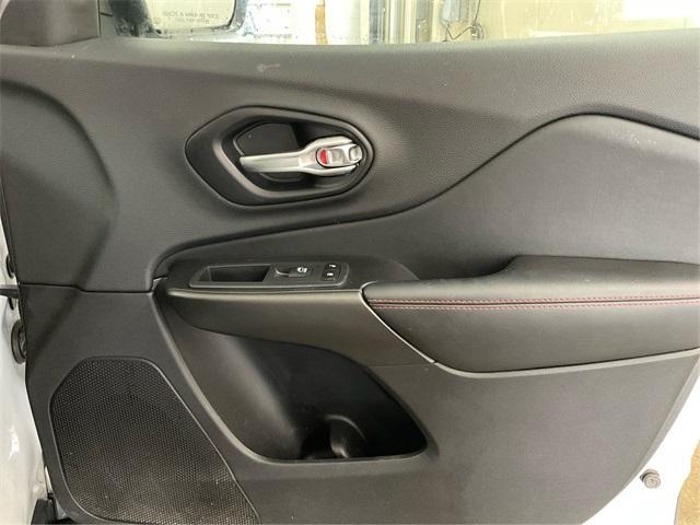 used 2020 Jeep Cherokee car, priced at $22,787