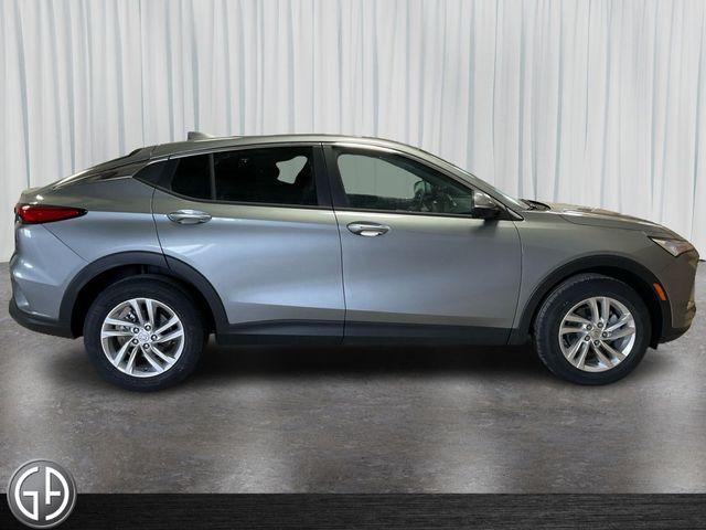 new 2025 Buick Envista car, priced at $27,475