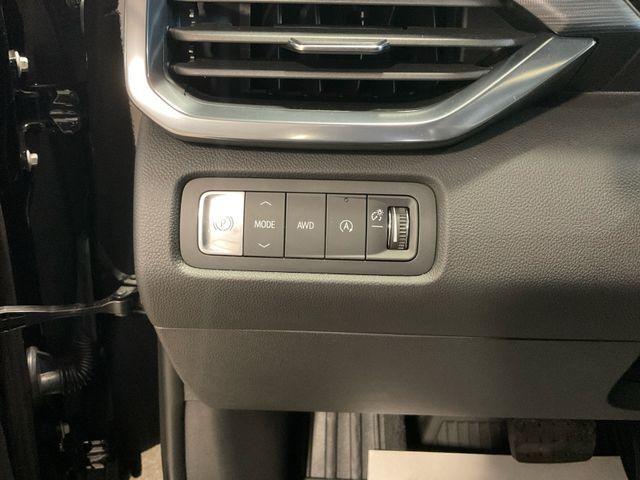 used 2024 GMC Acadia car, priced at $50,995