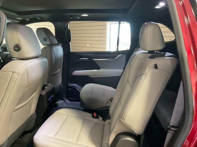 new 2025 GMC Acadia car, priced at $52,075