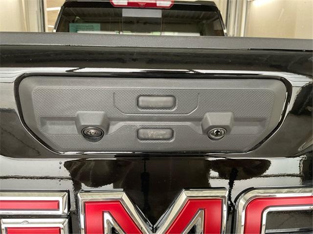new 2025 GMC Sierra 2500 car, priced at $81,400