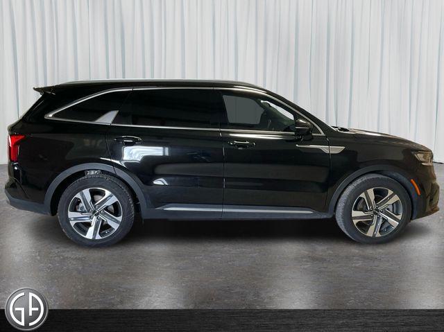 used 2022 Kia Sorento Hybrid car, priced at $31,995