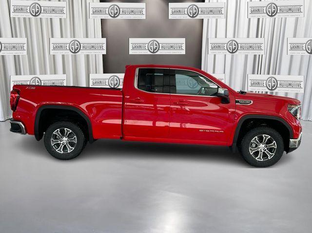 new 2025 GMC Sierra 1500 car, priced at $56,020