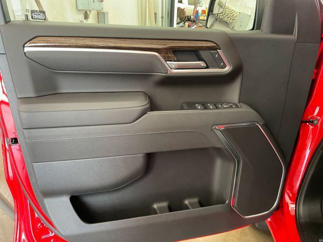 new 2025 GMC Sierra 1500 car, priced at $56,020