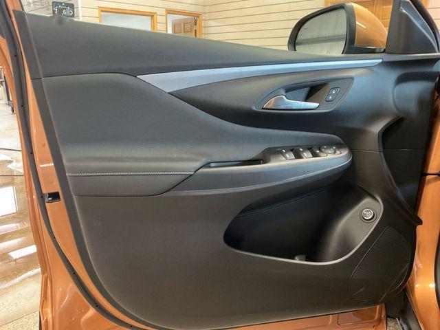 new 2025 Buick Envista car, priced at $27,875