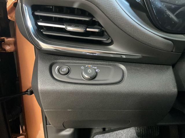 new 2025 Buick Envista car, priced at $27,875