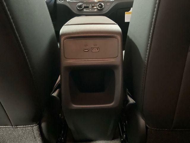 new 2025 Buick Envista car, priced at $27,875