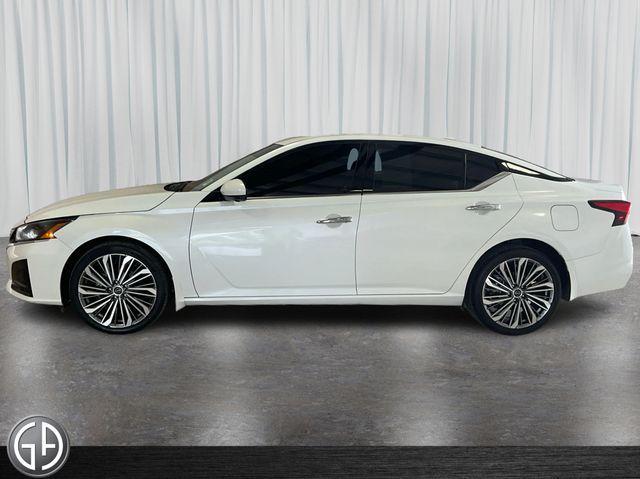 used 2023 Nissan Altima car, priced at $29,995