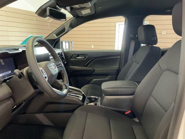 new 2025 GMC Canyon car, priced at $46,430
