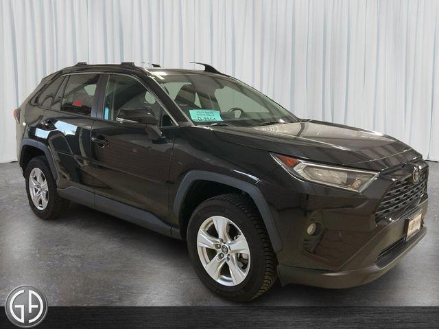 used 2020 Toyota RAV4 car, priced at $25,880