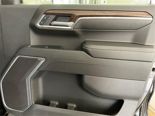 new 2024 GMC Sierra 1500 car, priced at $52,590