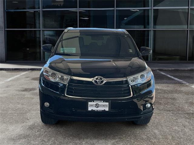 used 2016 Toyota Highlander car, priced at $25,995